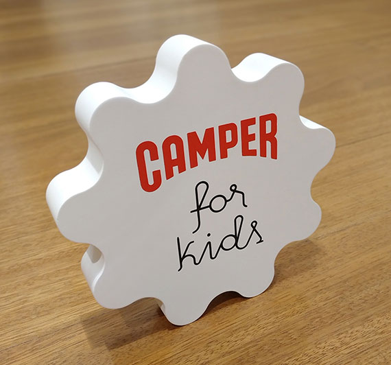 Camper Corporate Displays
