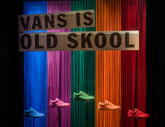 VANS Monochrome