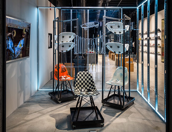 VAULT Modernica